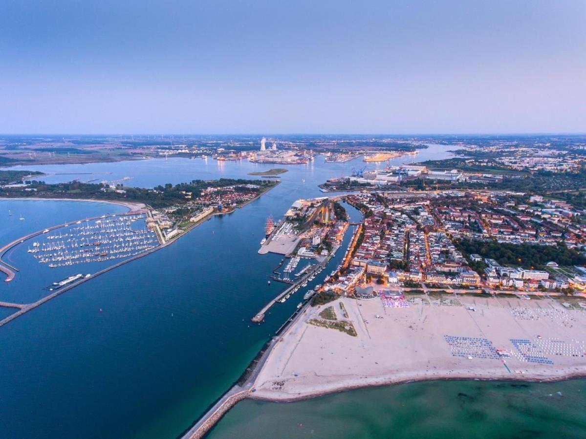 Promenadenblick/Captains-Suite Rostock Kültér fotó